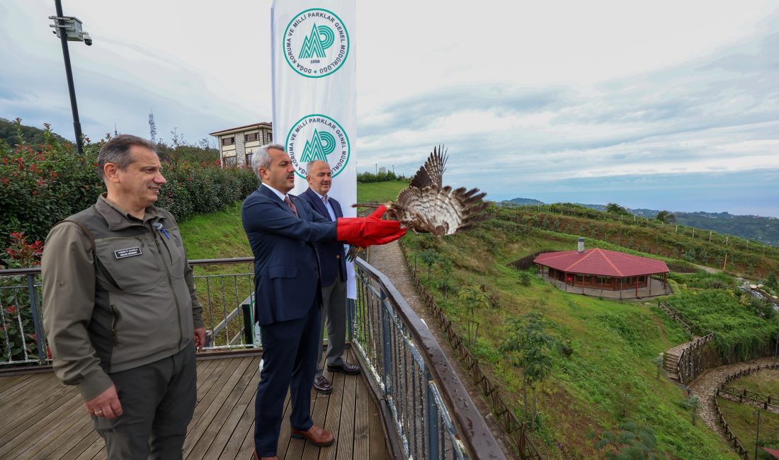 Vali İhsan Selim Baydaş, Rize Belediye Başkanı Rahmi Metin ve