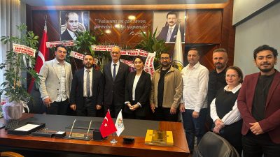Artvin Çoruh Üniversitesi Sanat ve Tasarım Fakültesi akademisyenlerinden Arhavi Ticaret