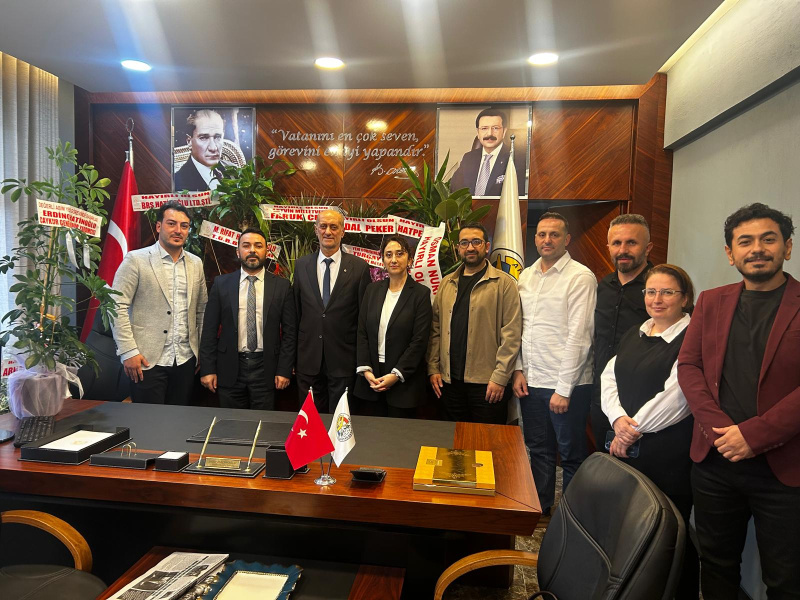 Artvin Çoruh Üniversitesi Sanat ve Tasarım Fakültesi akademisyenlerinden Arhavi Ticaret