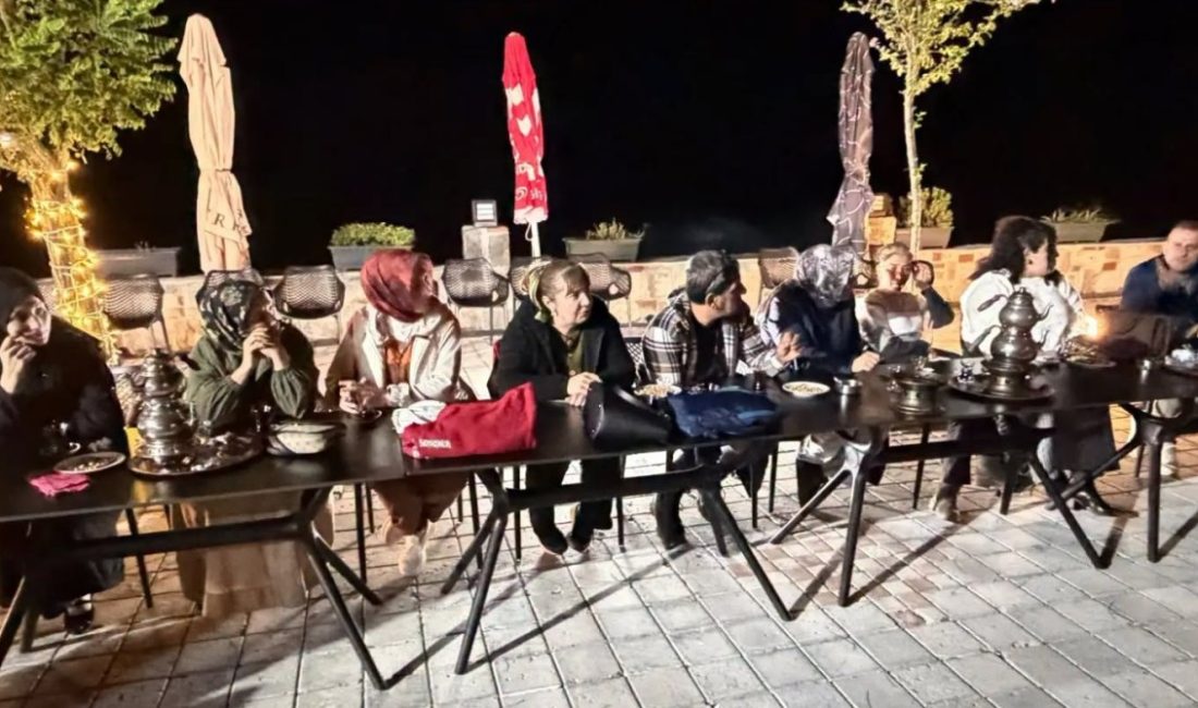 Öz Gıda-İş Sendikası yönetimi, Çaykur Ardeşen Çay Fabrikası bünyesinde görev