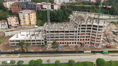 Rize’de eski ÇAYKUR Paketleme  Çay Fabrikası arazisinde inşa edilen