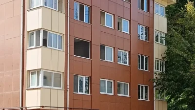 İlçede vatandaşın katkılarıyla 1978 yılında yapılan15 derslikli İHL ve 1992