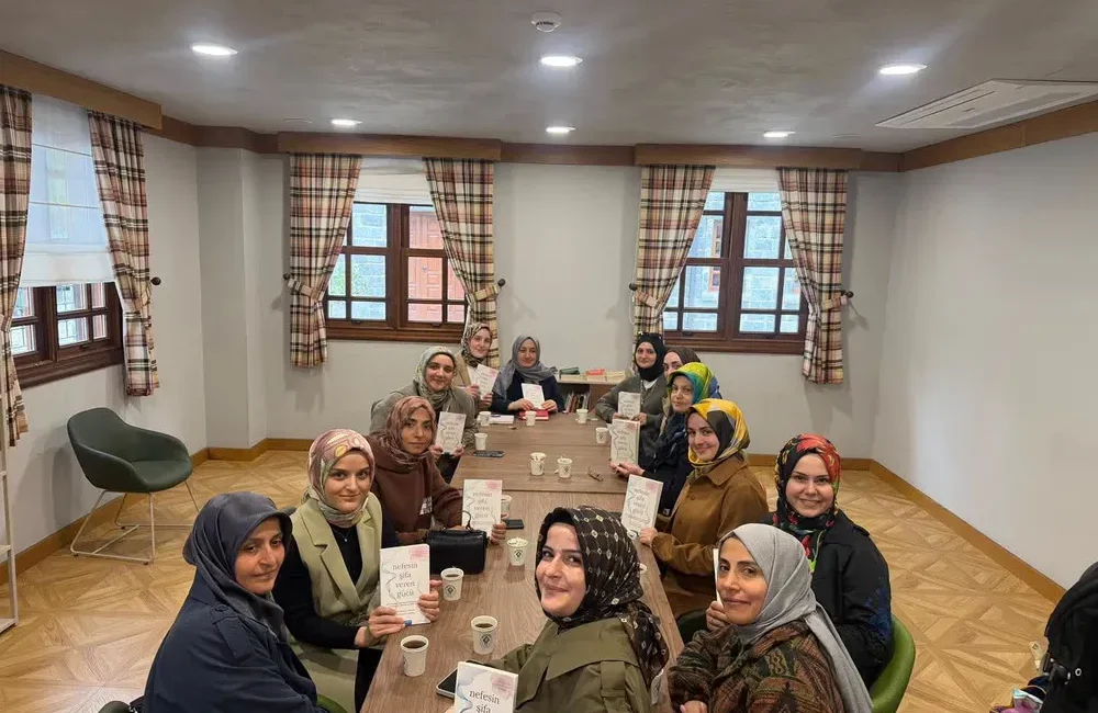 Rize Belediyesi tarafından düzenlenen etkinlikte Nefesin Şifa Veren Gücü kitabı