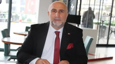 Yeni Parti’de il başkanlığı sürecinde hareketlilik yaşanırken, Mustafa Ekşi düzenlediği
