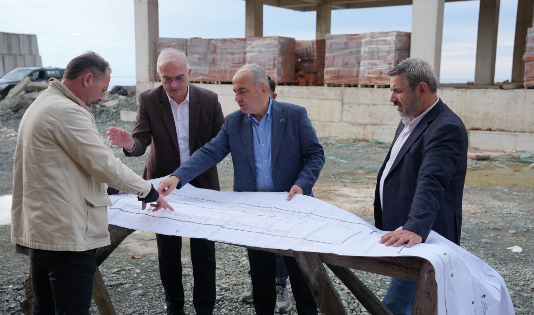 Bozkale Mahallesi sahil dolgu alanında yapımı sürdürülen Su Ürünleri Toptan