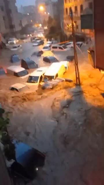 ADNAN ONAY &nbsp; Bu ülkede yaşanan her felaketin ve yozlaşmanın