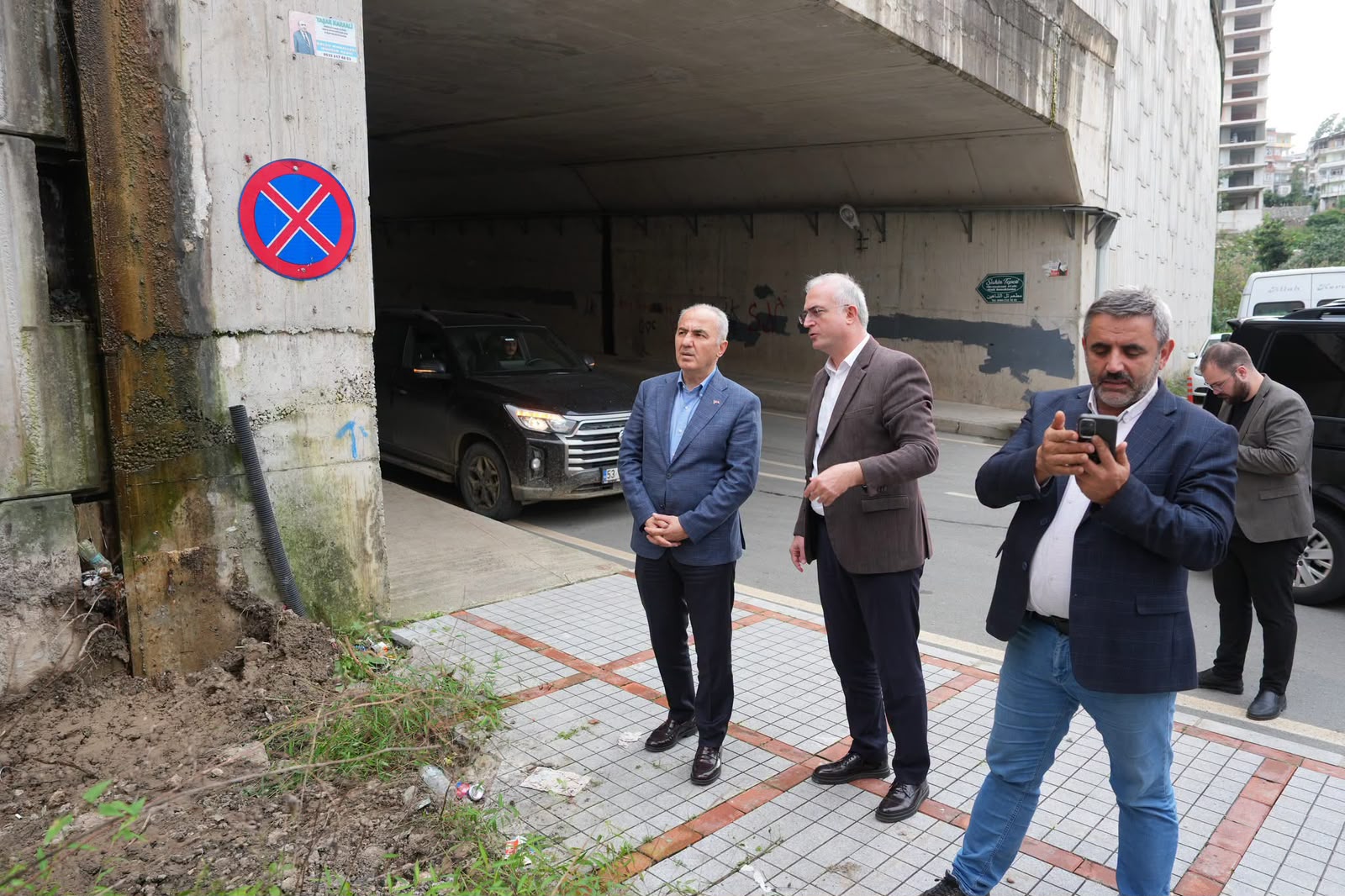 Rize Belediye Başkanı Rahmi Metin, Belediye Başkan Yardımcısı Muhittin Aydın