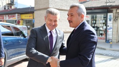 Vali İhsan Selim Baydaş, Kaçkar Turizm Birliği Meclis Toplantısı’na katılmak