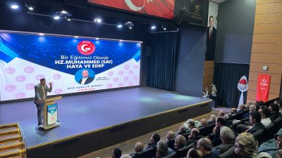 Şuurlu Öğretmenler Derneği Rize Şubesi tarafından Rize Gençlik Merkezi nde