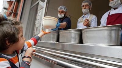 Fethi KARADENİZ Emekli Eğitim Müfettişi &nbsp; Bir anne öldü… Geride,